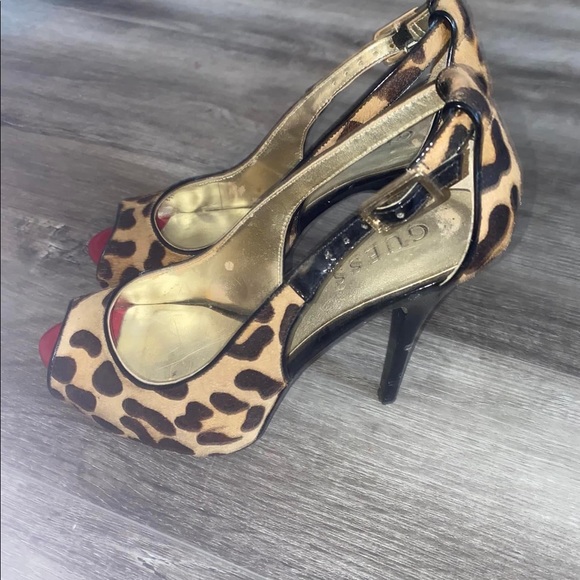 Guess Leopard Heels - Picture 2 of 2